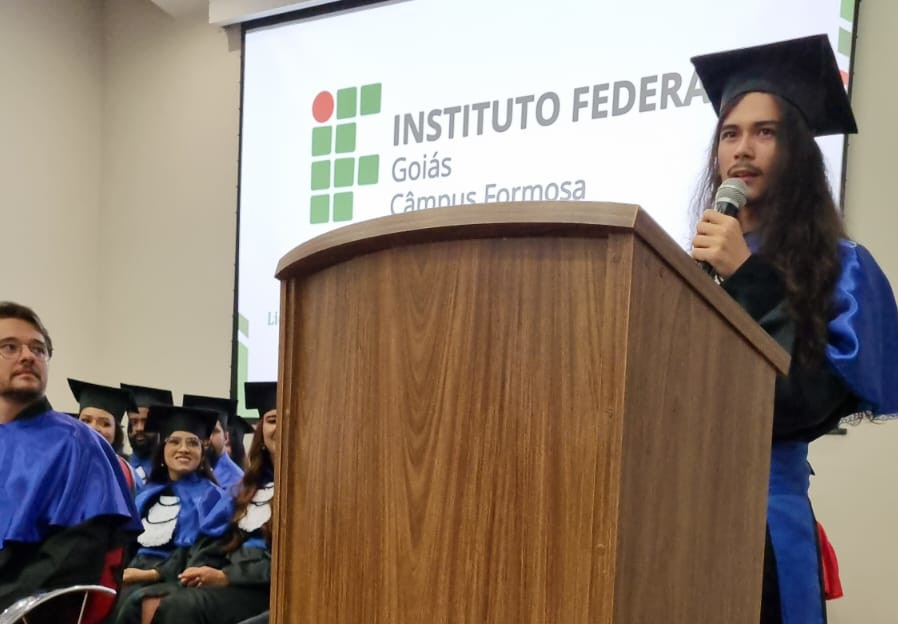Orador Erik Takeshi Miura, orador das turmas
